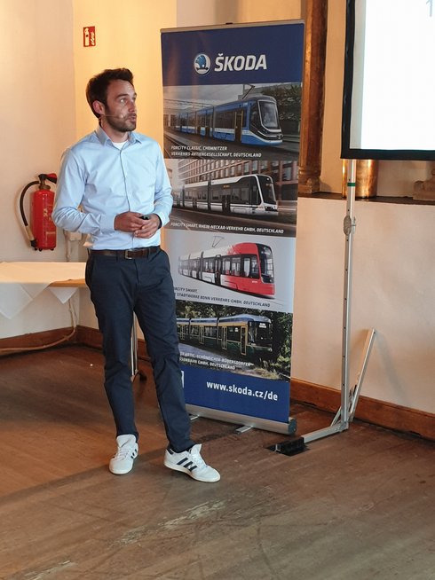 Moderner Stadtverkehr 2021, Foto Bernd Reuss