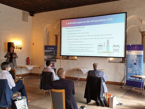 Moderner Stadtverkehr 2021, Foto Bernd Reuss