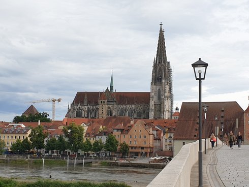 Moderner Stadtverkehr 2021, Foto Bernd Reuss