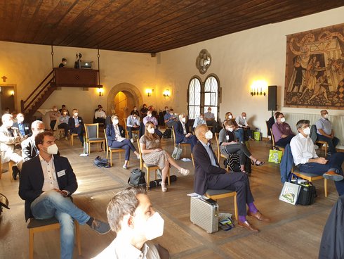 Moderner Stadtverkehr 2021, Foto Bernd Reuss