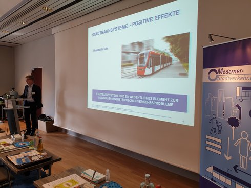 Moderner Stadtverkehr 2020