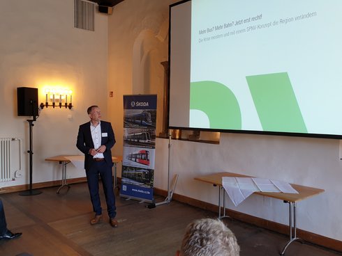 Moderner Stadtverkehr 2021, Foto Bernd Reuss